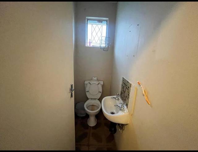 3 BEDROOM APARTMENT FOR SALE IN BENONI CENTRAL